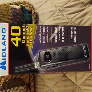 Midland 40 channel Handheld CB Radio